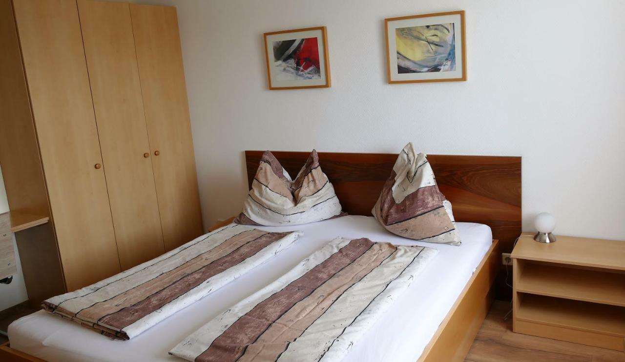 Gaestehaus Fischbach Jois Exteriör bild