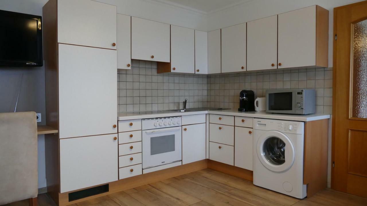 Gaestehaus Fischbach Jois Exteriör bild